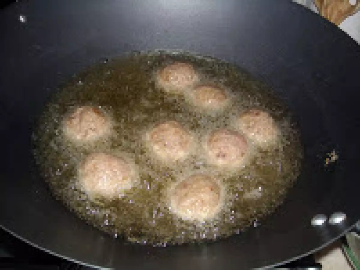 Polpette in agrodolce con peperoni e ananas - foto 5