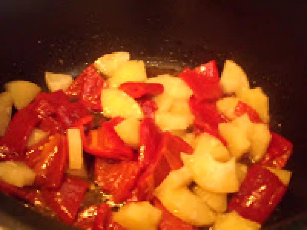 Polpette in agrodolce con peperoni e ananas - foto 8