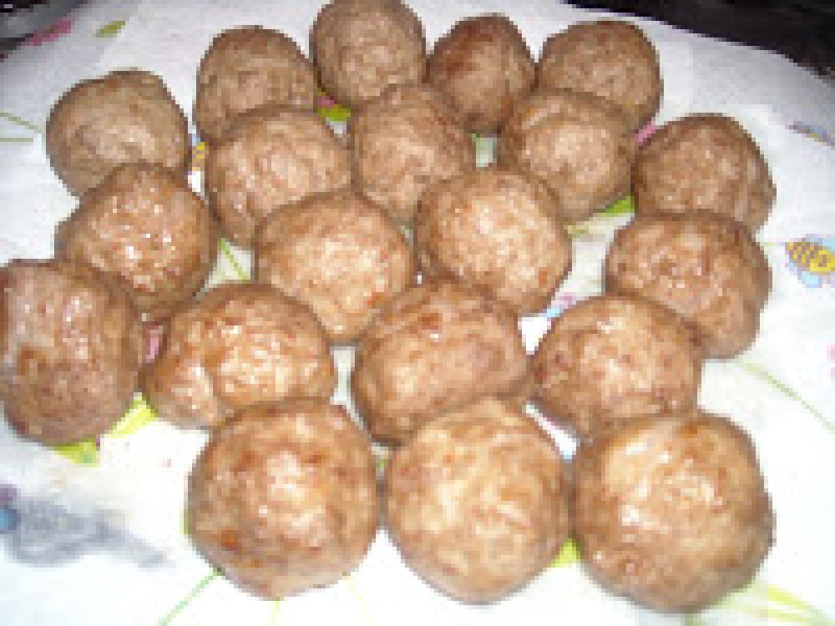 POLPETTE IN AGRODOLCE CON PEPERONI ED ANANAS - foto 6