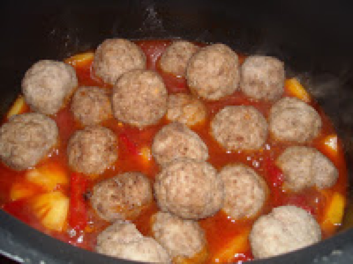 POLPETTE IN AGRODOLCE CON PEPERONI ED ANANAS - foto 9