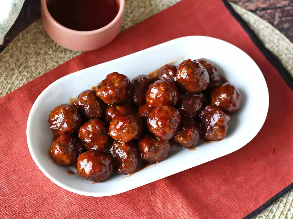 Polpette in friggitrice ad aria con salsa agrodolce stile barbecue: ricetta facile e gustosa - foto 7