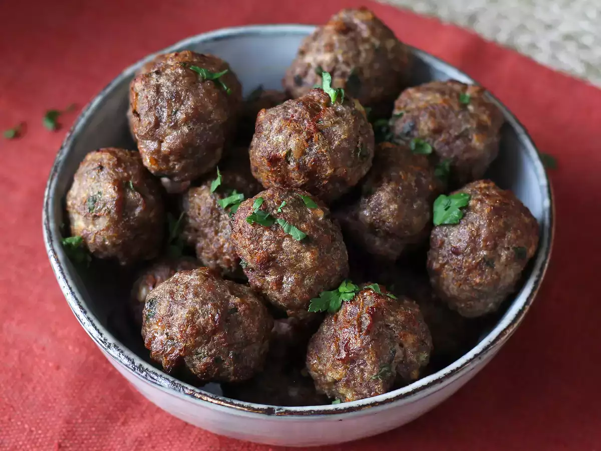 Polpette in friggitrice ad aria morbidissime: ricetta facile e veloce con carne di manzo - foto 4