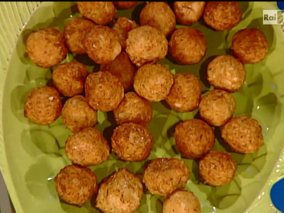 Polpette islandesi con baccalà e cipolla