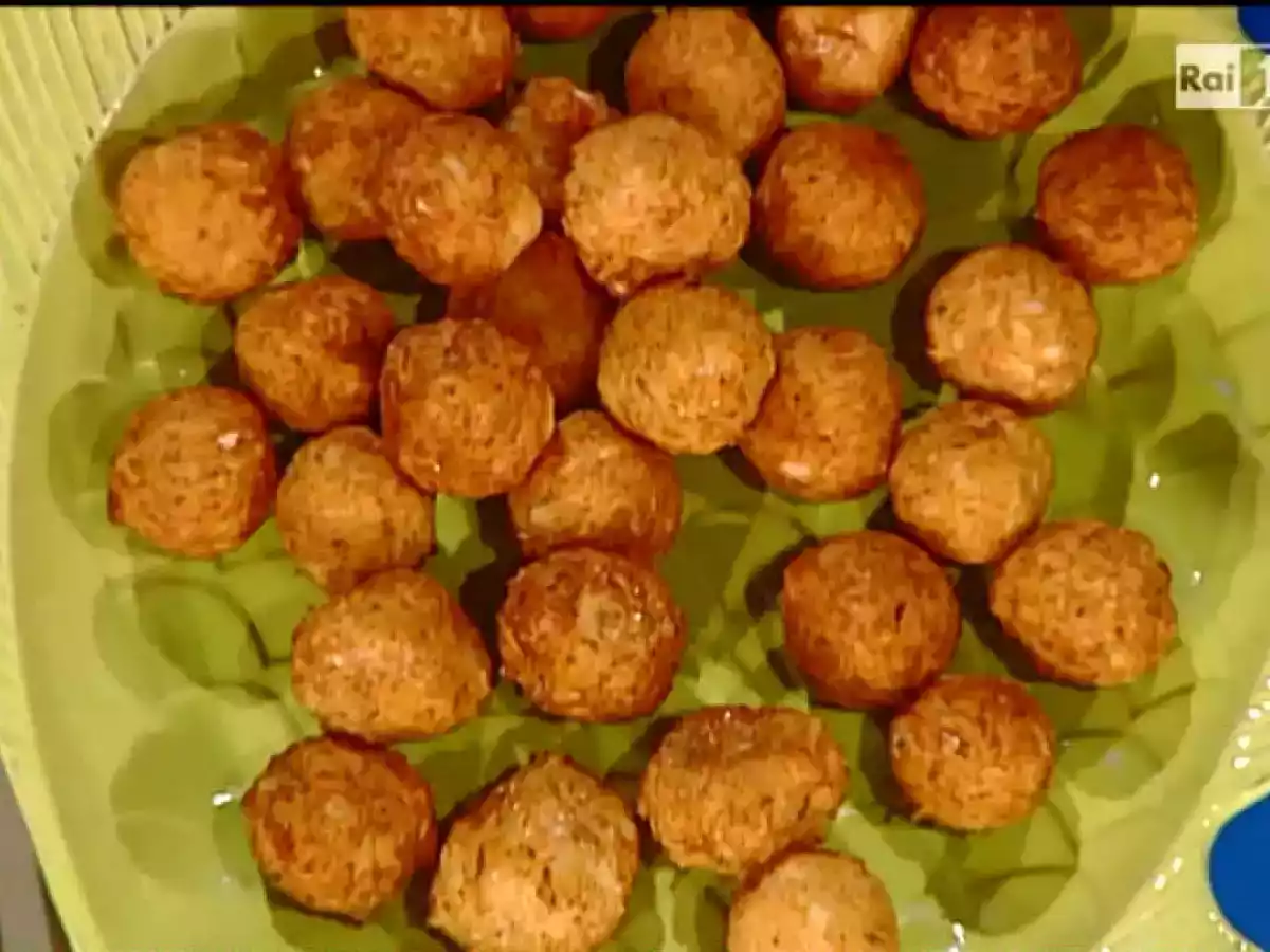 Polpette islandesi con baccalà e cipolla