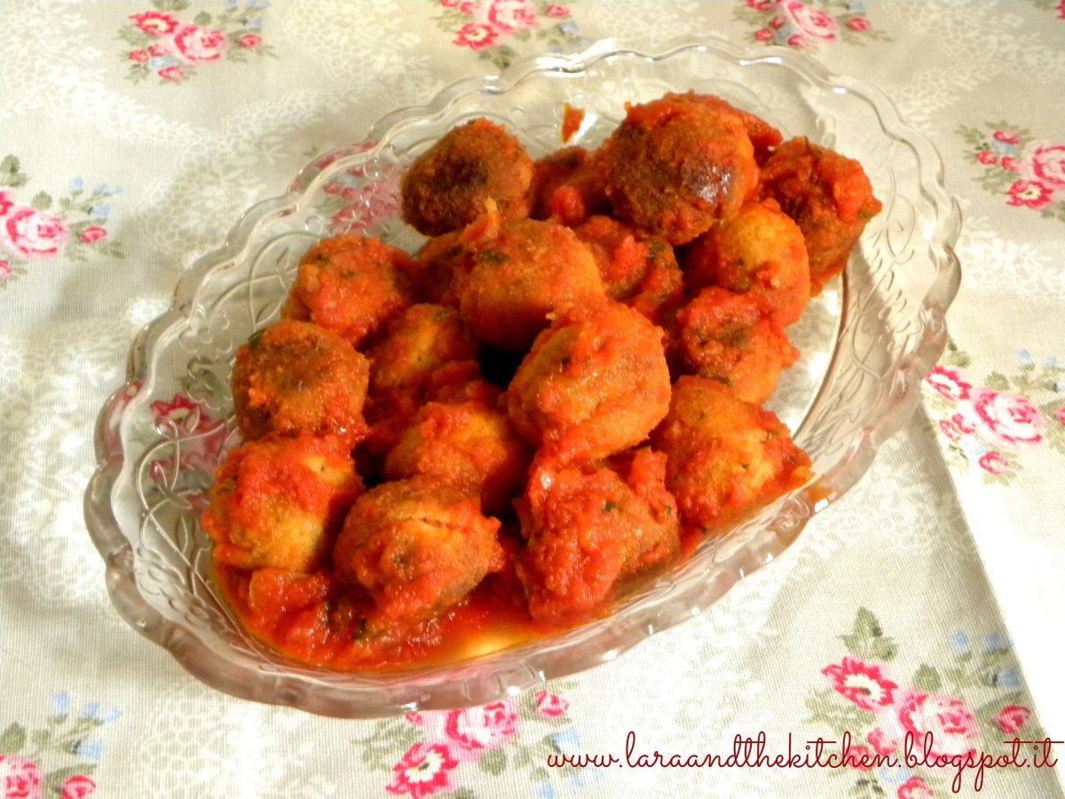 Polpette svuotafrigo di ricotta e prosciutto