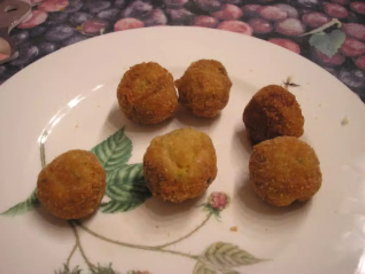 Polpettine di Cernia al Limone e Mandorle: antipasto croccante e profumatissimo