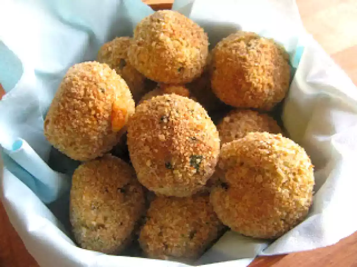 POLPETTINE DI MELANZANE CON CUORE AL FORMAGGIO
