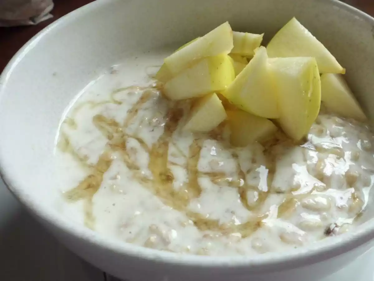 Porridge alle mele e miele