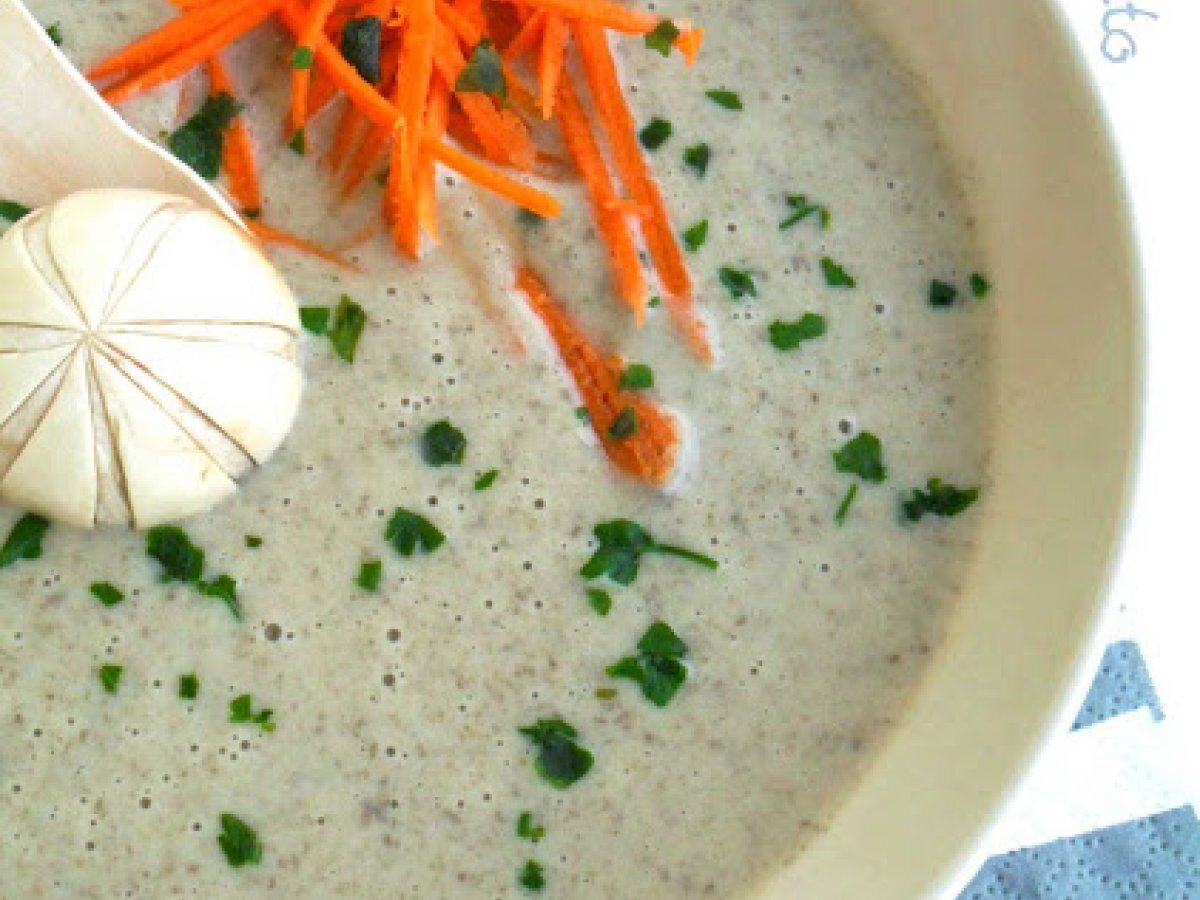 Potage veloutè aux champignons di Julia Child