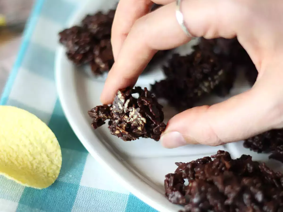 Pringles al cioccolato stile rose del deserto: croccanti e veloci - foto 5