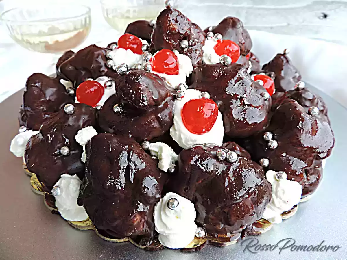 Profiteroles con crema chantilly