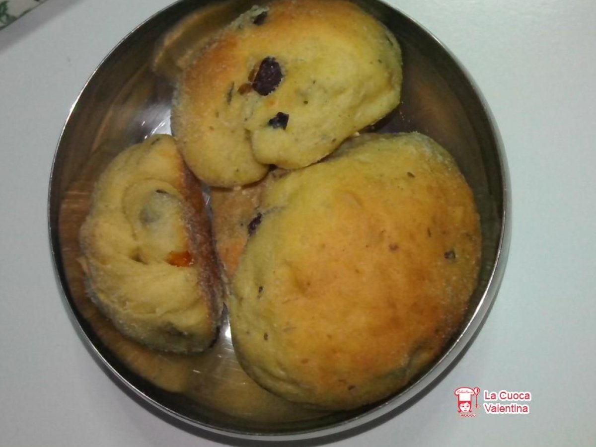 Puccia Leccese con olive nere