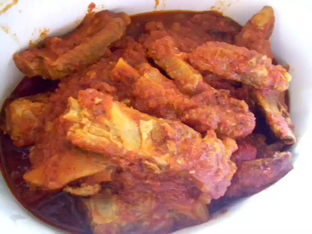 Puntine di maiale al sugo