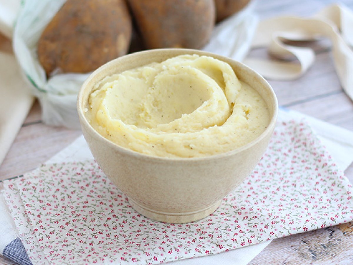 Puré di patate, la ricetta facile per prepararlo a casa