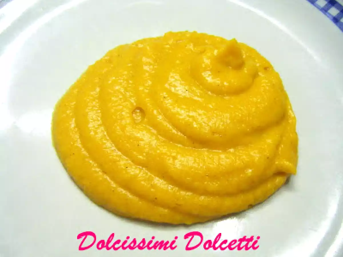 Purè di zucca profumato alla cannella