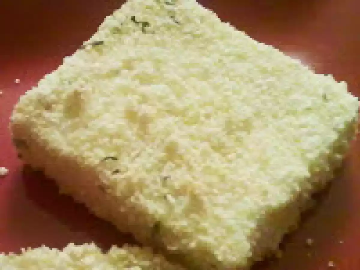 Quadrotti di quartirolo al forno e insalata di peperoni con crumble...doppia ricetta!!! - foto 4