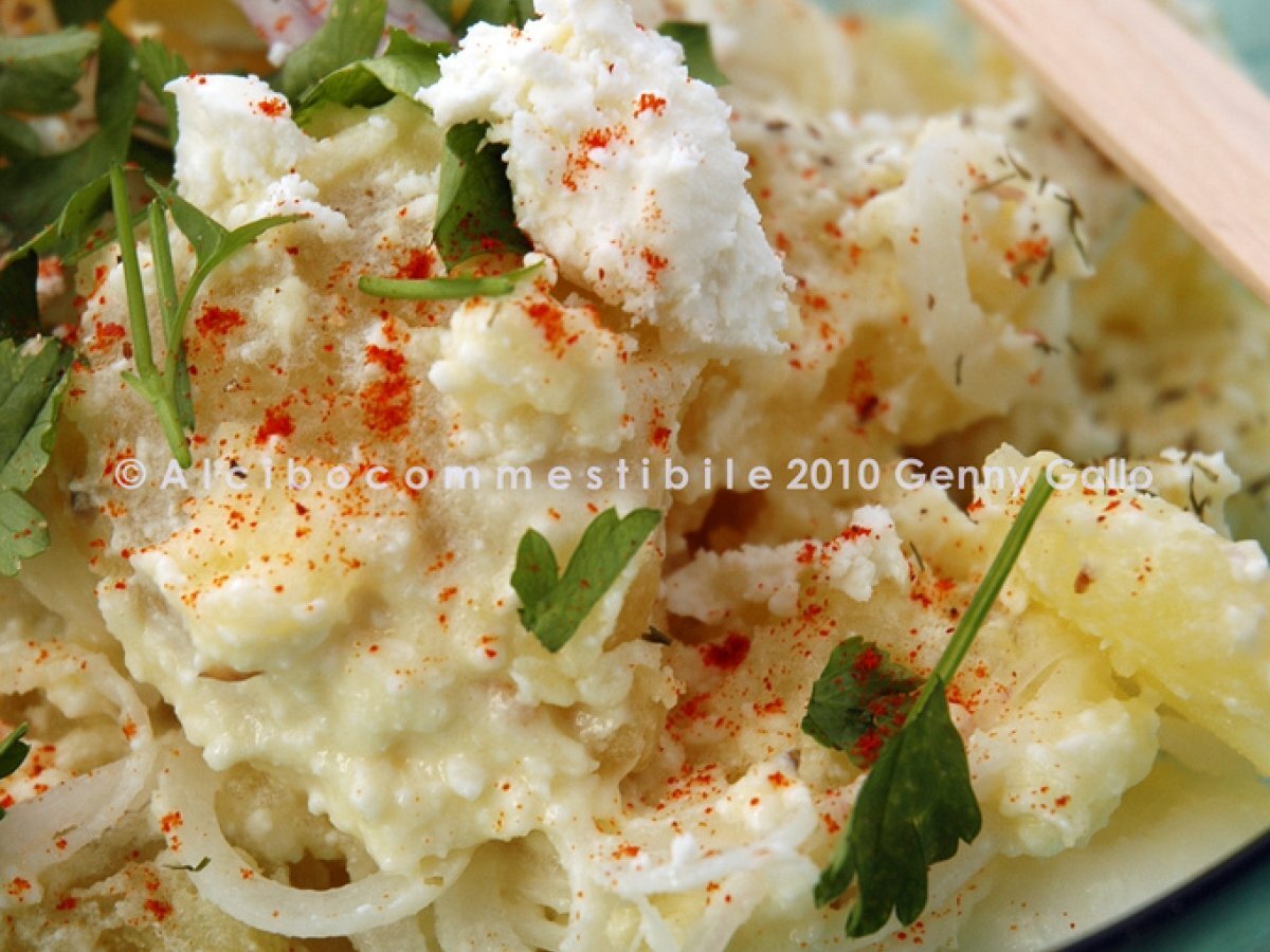 Quanti modi ci sono (insalata di patate feta e tanto altro:D)