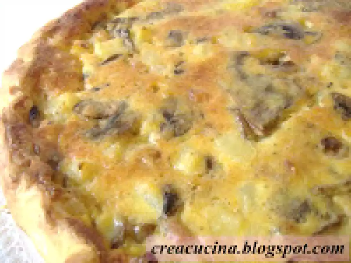 QUICHE AI FUNGHI, PATATE E SPECK - foto 7