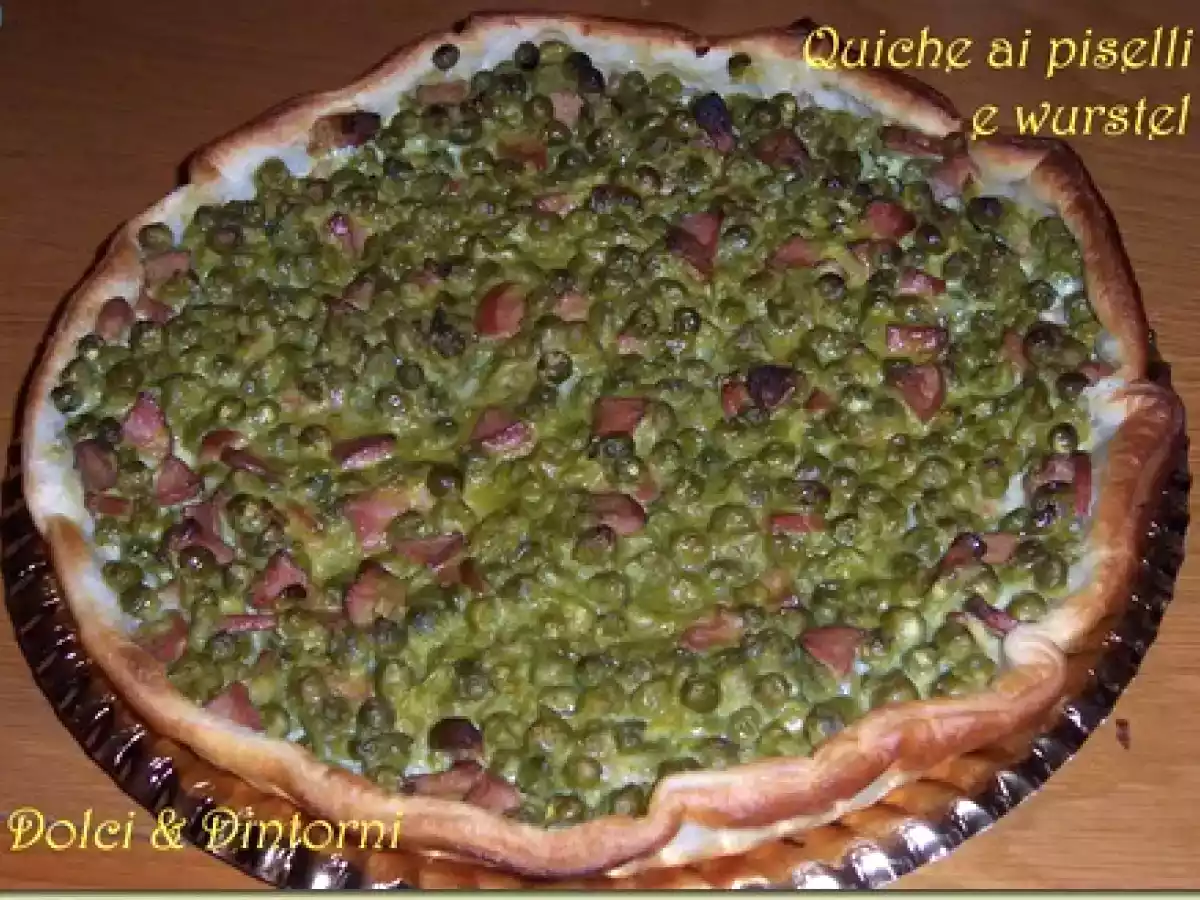 Quiche ai piselli e wurstel