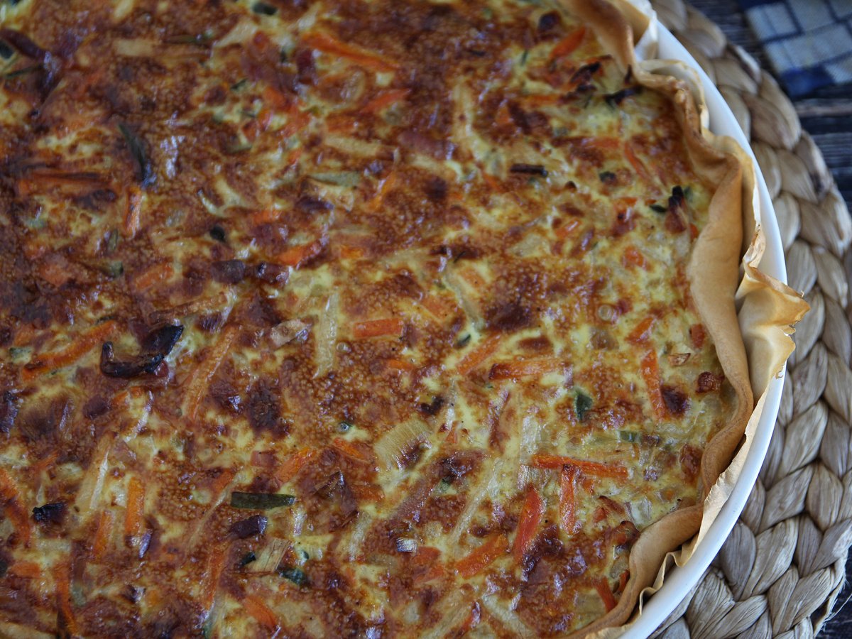 Quiche con pancetta e verdura, la ricetta per una cena veloce e gustosa - foto 4