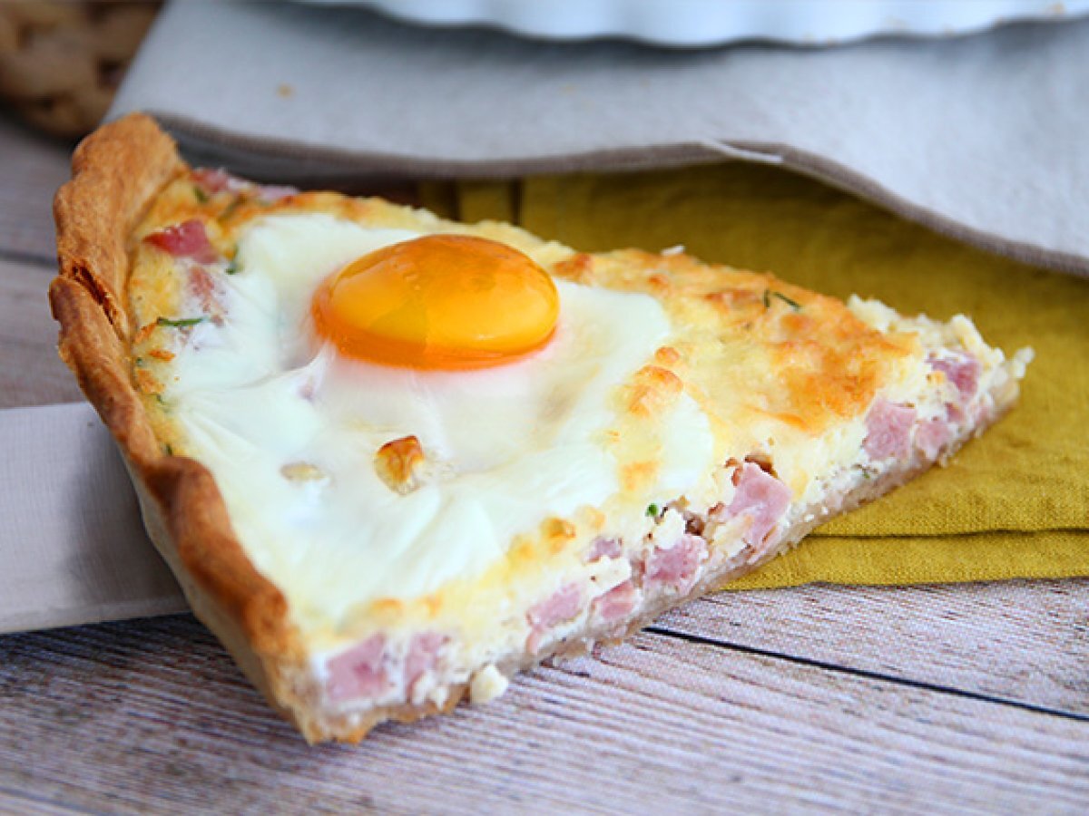 Quiche con uova e prosciutto - foto 3