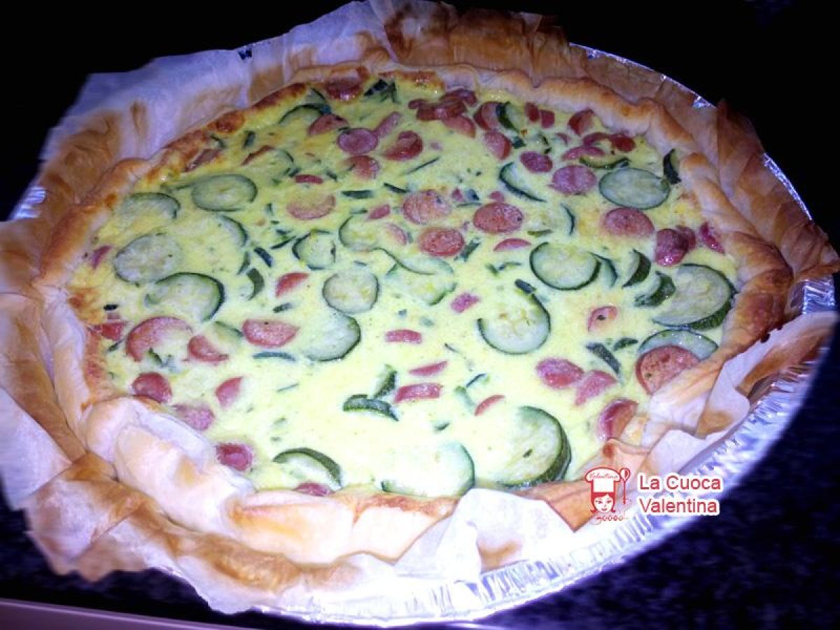 Quiche con zucchine e wurstel