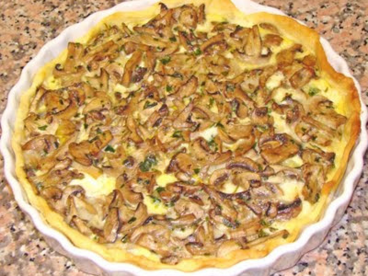 QUICHE DI TALEGGIO, PATATE E FUNGHI