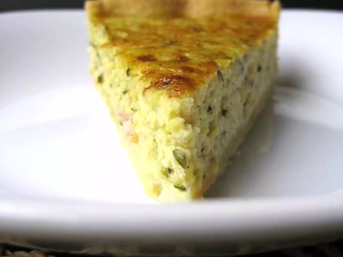 Quiche di zucchine, pancetta e caprino