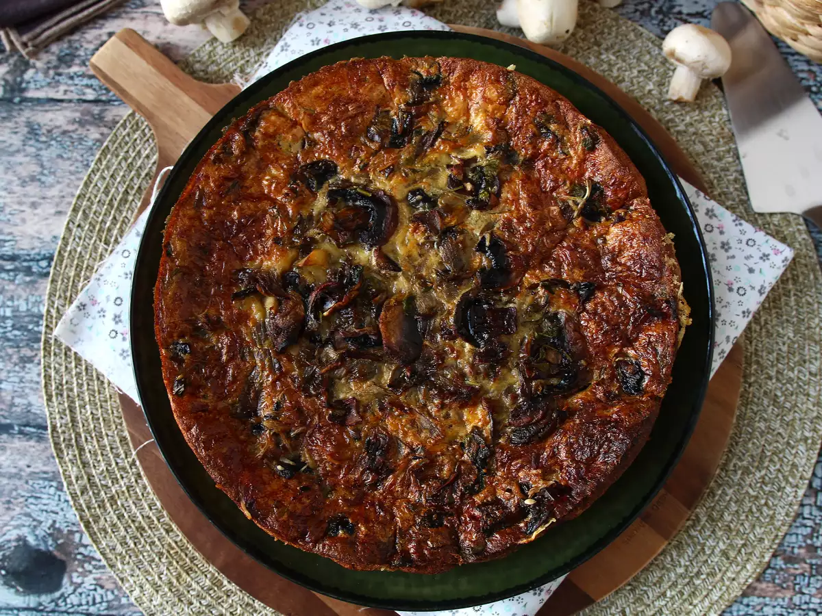 Quiche senza base con funghi, pancetta e fiocchi di latte - foto 2