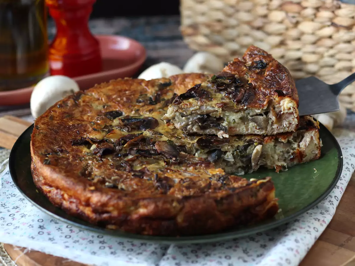 Quiche senza base con funghi, pancetta e fiocchi di latte - foto 5