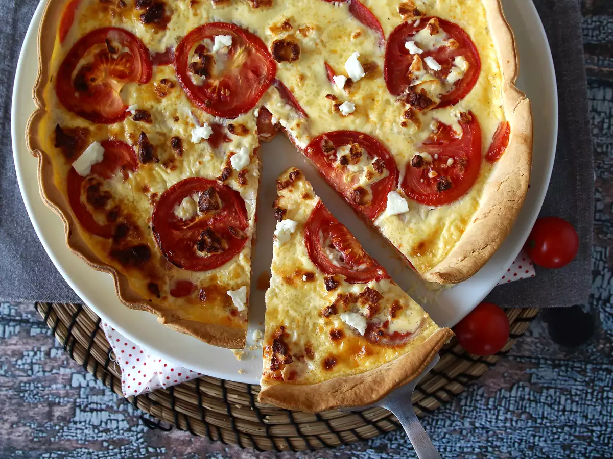 Quiche vegetariana con pomodori e feta: ricetta facile e gustosa - foto 2