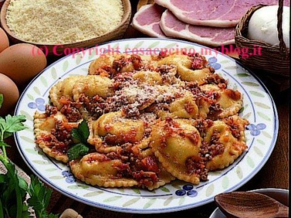 Ravioli alla napoletana