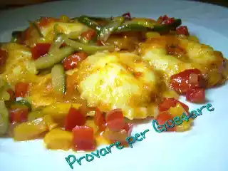 ...::ravioli di burrata ai peperoni e zucchine::...