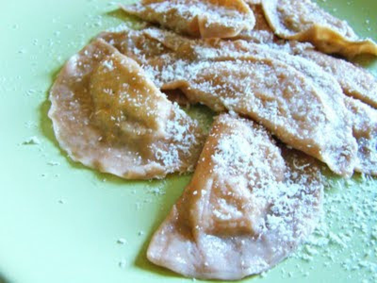 RAVIOLI DI CASTAGNE CON RICOTTA DI PECORA E PERE