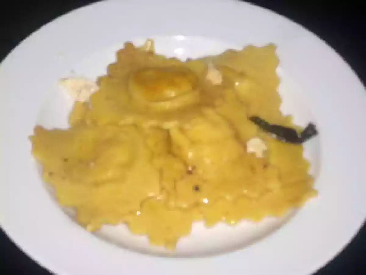 RAVIOLI RIPIENI AL SALMONE