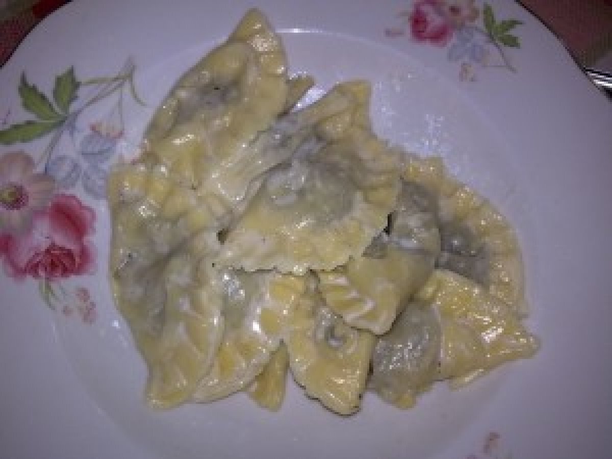 Ravioli salsiccia e champignon