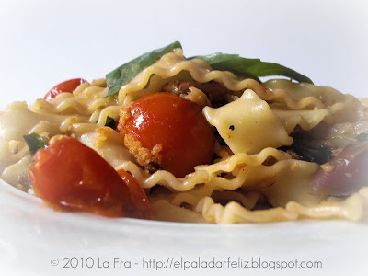 Reginette con pomodorini gratinati e melanzane viola - foto 3