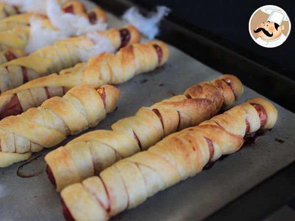Ricetta per Halloween - Mummie di Wurstel Ricetta per Halloween - Mummie di Wurstel