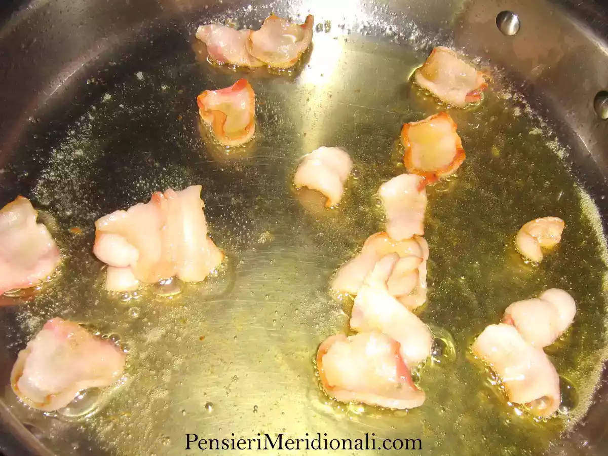 Rigatoni con scarola, tacchino macinato, bacon, e ricotta - foto 3