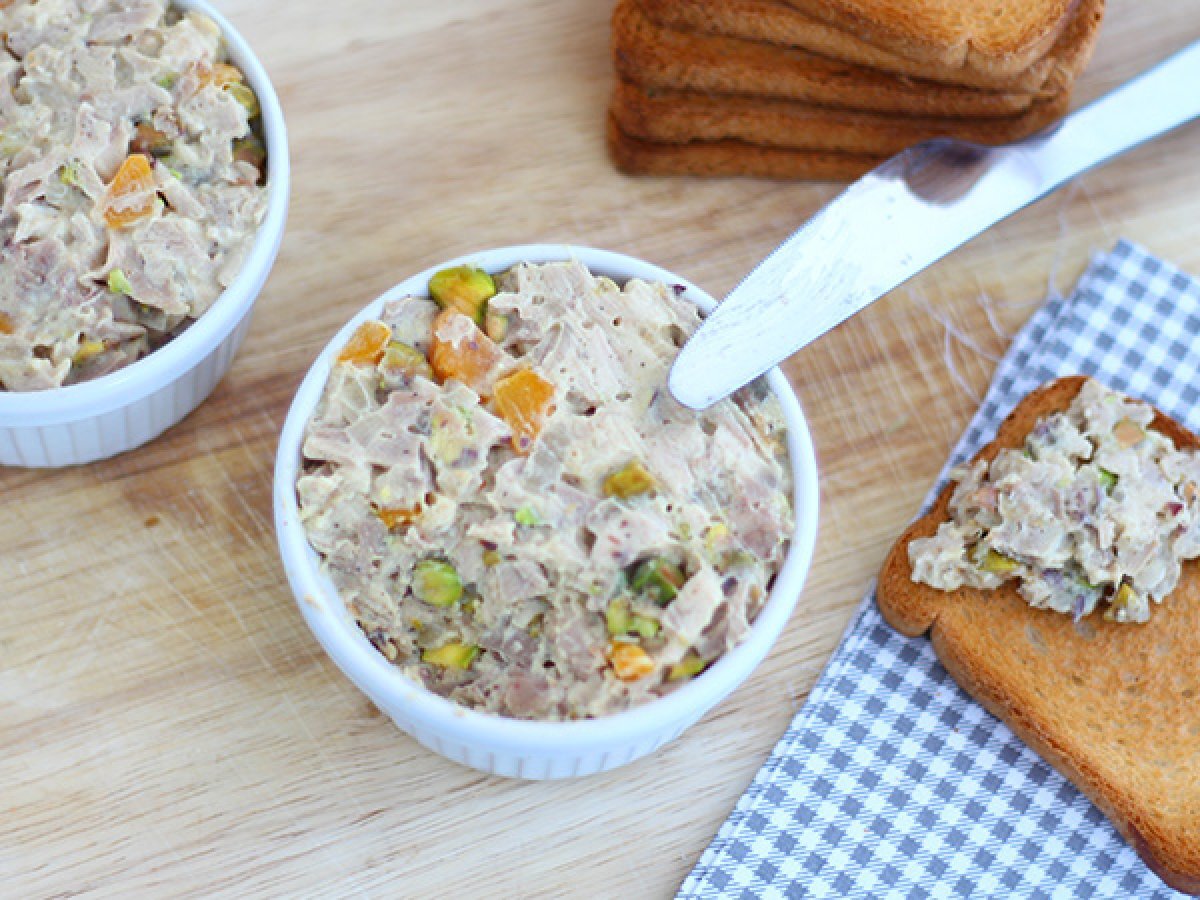 Rillettes di pollo: la ricetta francese facile e gustosa da spalmare - foto 2