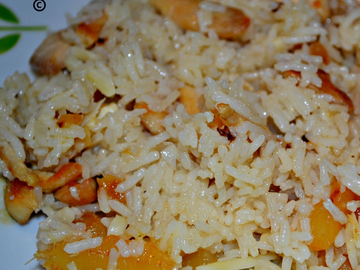 Riso basmati con pollo e ananas