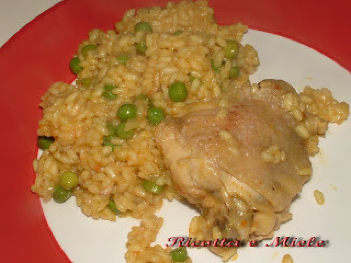 Riso con zafferano e pollo/ Arroz amarillo con pollo