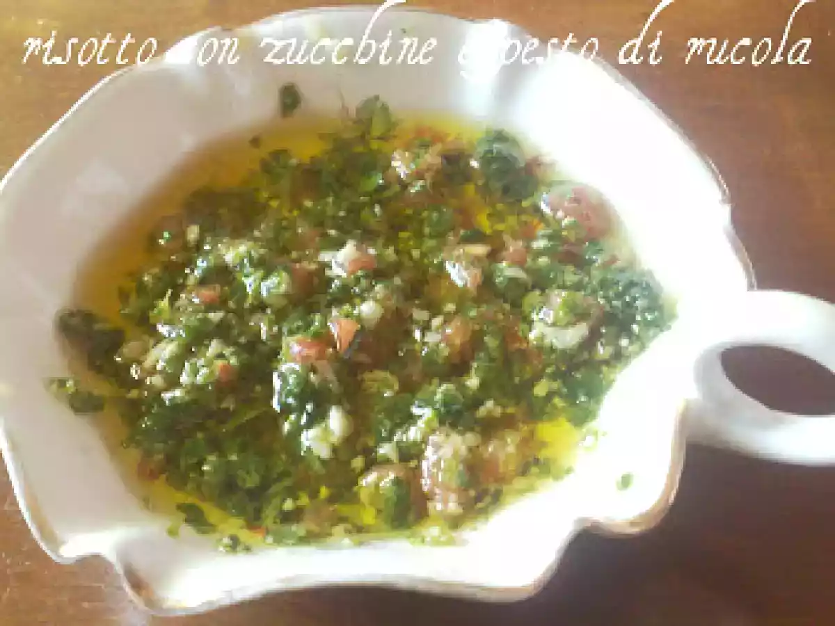 RISO CON ZUCCHINE E PESTO DI RUCOLA