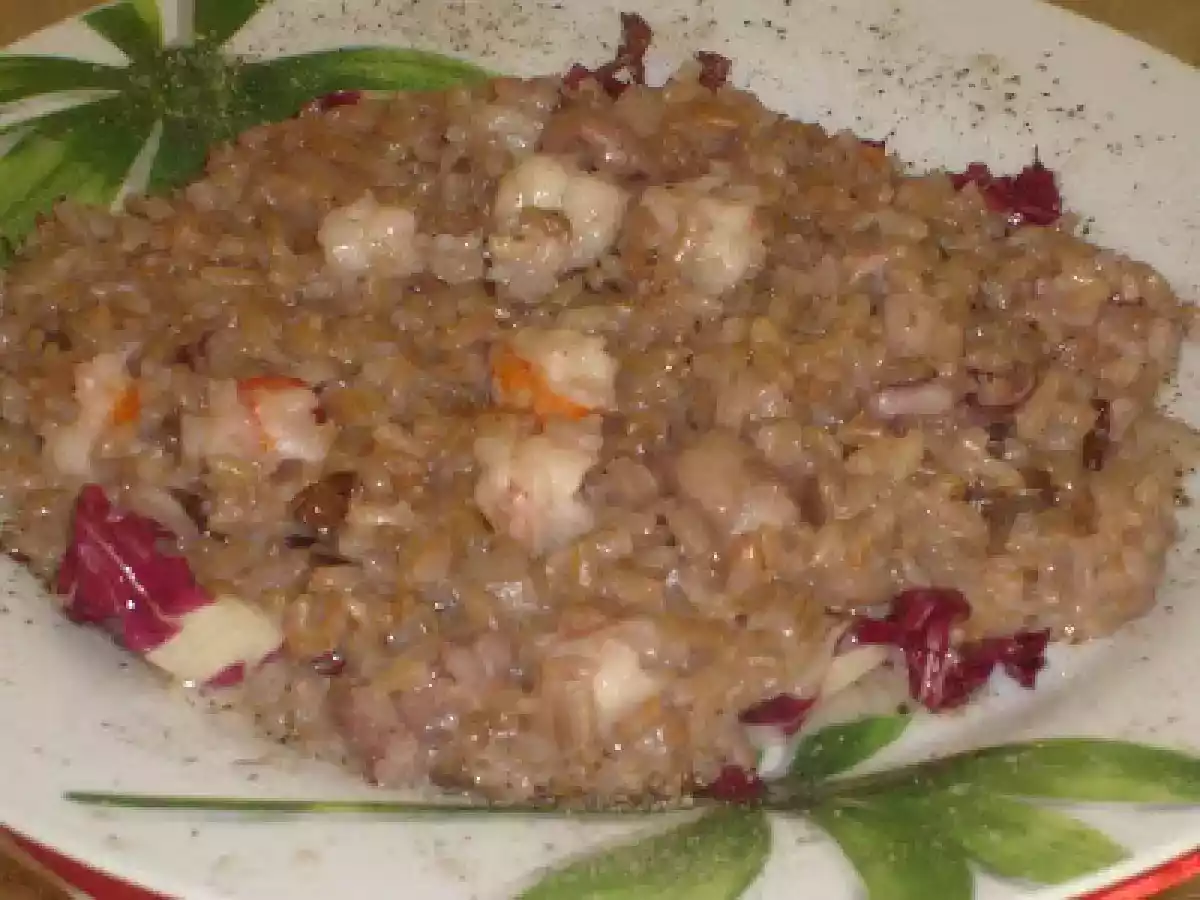 RISO INTEGRALE con radicchio al profumo di mare.....mantecato con....