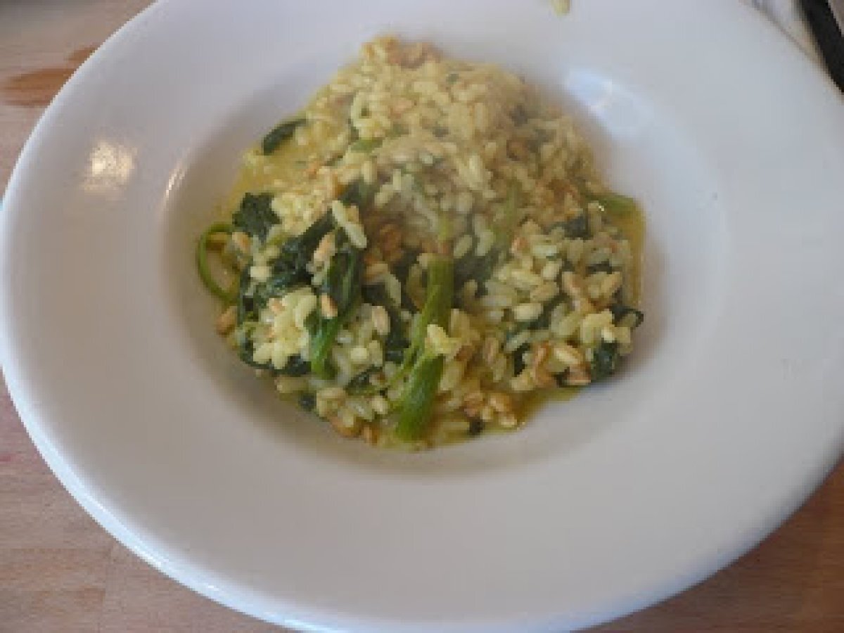 Riso-orzo-farro con spinaci e pistilli di zafferano - foto 2