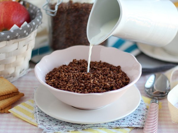 Riso soffiato al cioccolato - cereali simil Coco pops Riso soffiato al cioccolato - cereali simil Coco pops