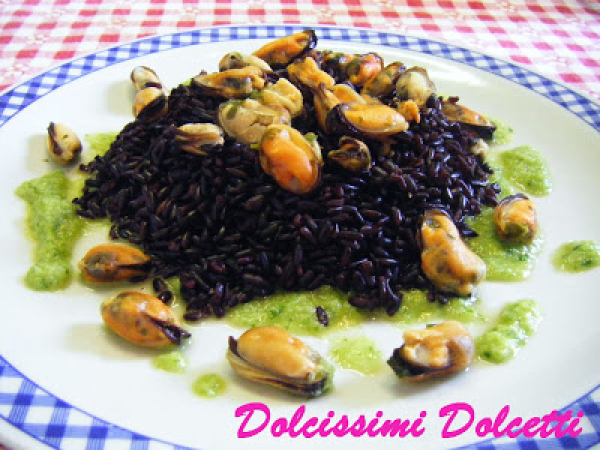 Riso venere nero con cozze su salsa di lattuga - foto 2