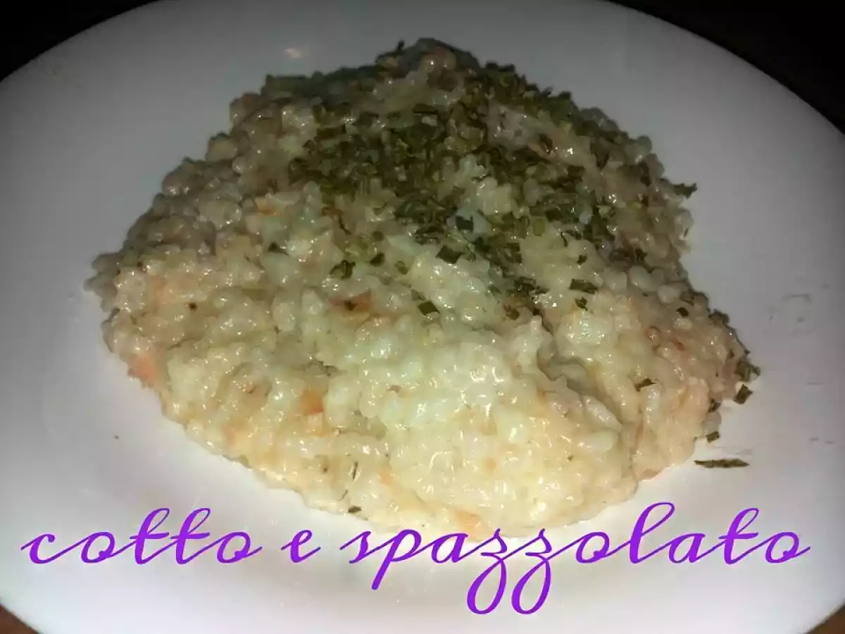 Risotto al salmone affumicato profumato alla menta