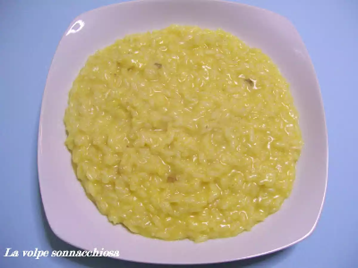 Risotto alla milanese (con midollo di bue)