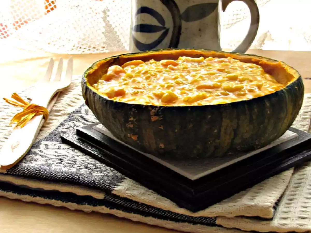 Risotto alla Zucca nella Zucca, con Latte di Cocco e Chèvre